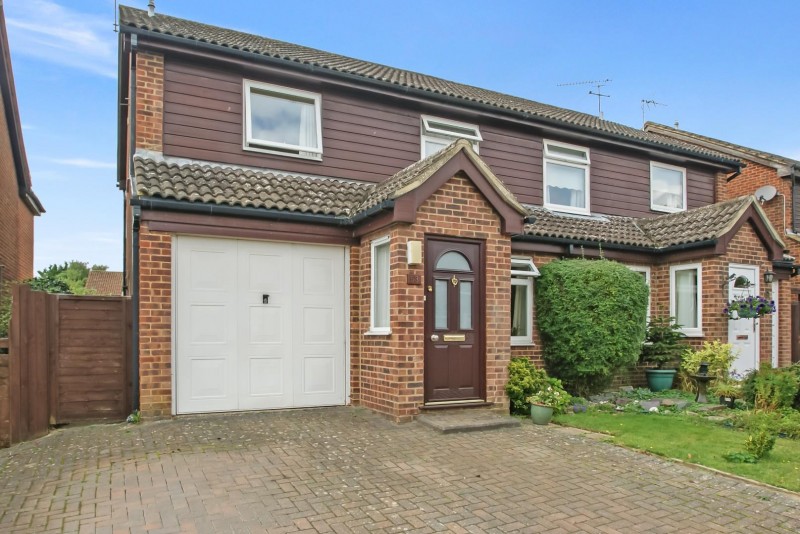 Images for Wentworth Drive, Bishop's Stortford EAID:fordycefurnivallapi BID:1
