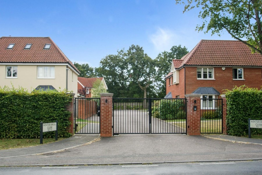 Images for Wintershull Close, TAKELEY