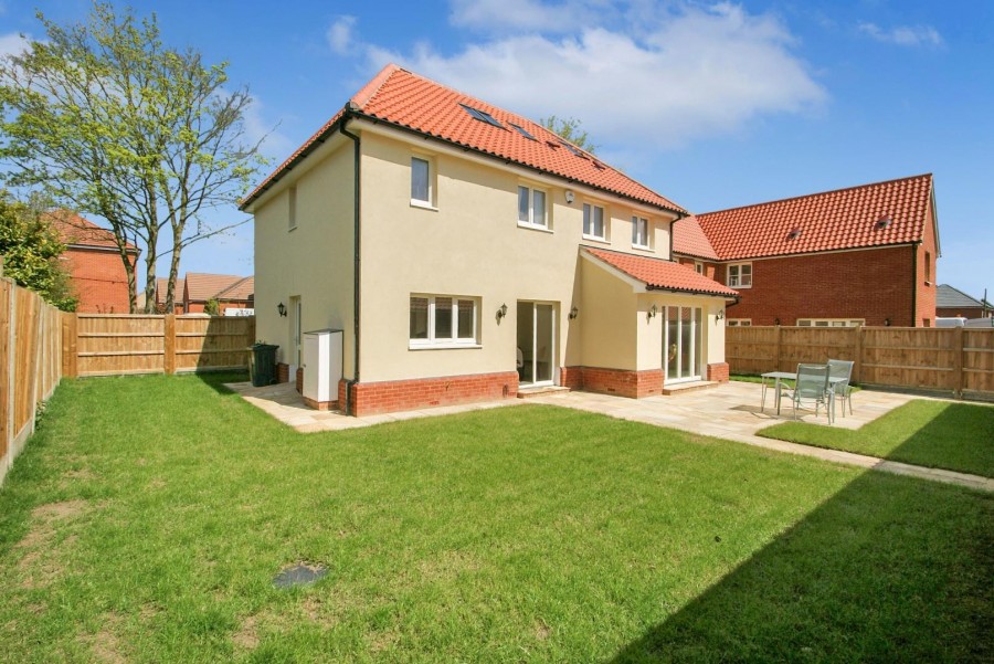 Images for Wintershull Close, LITTLE CANFIELD