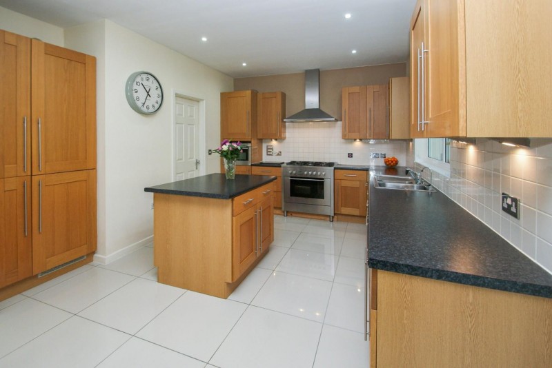 Images for Brook Farm Close, Bishop's Stortford EAID:fordycefurnivallapi BID:1